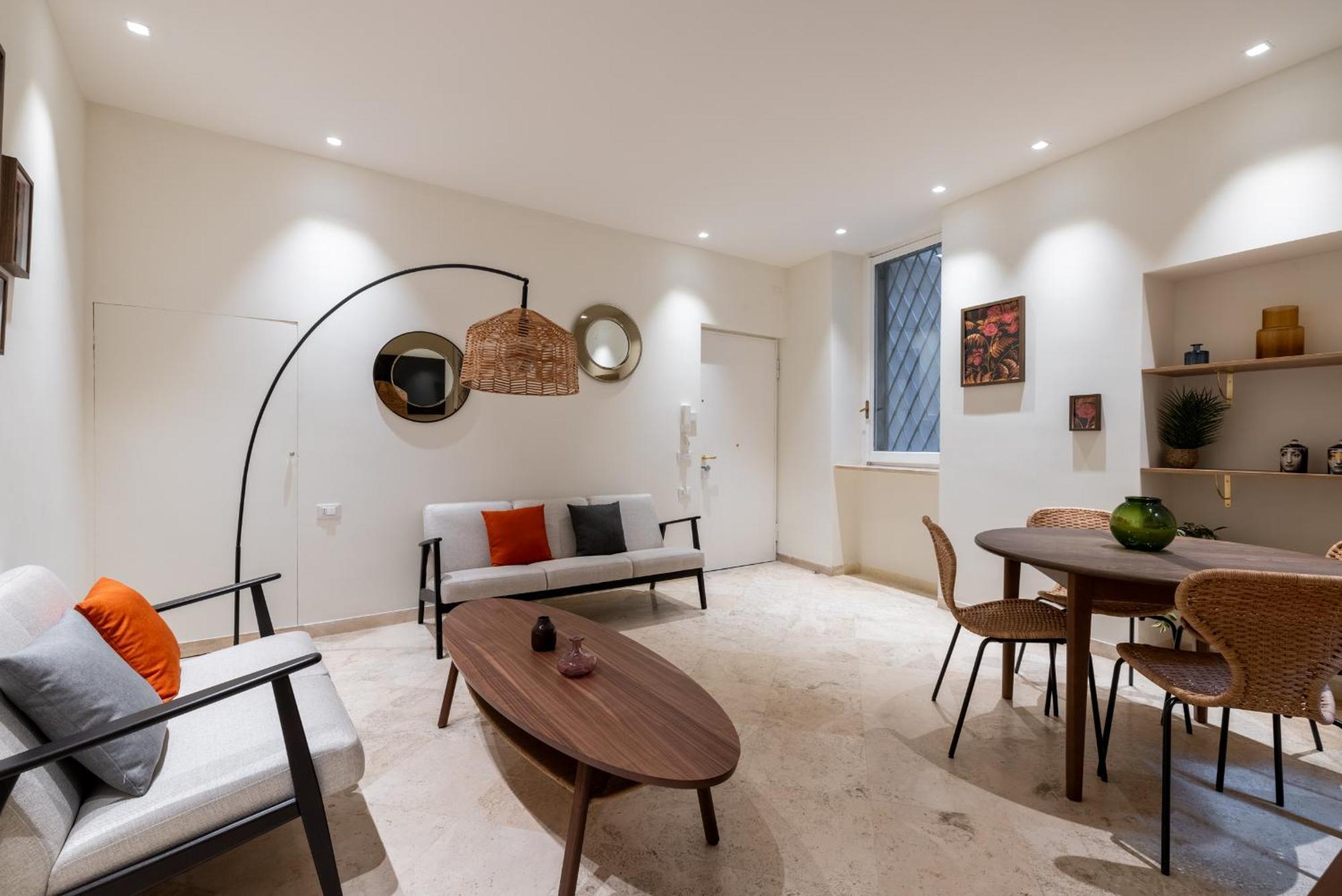 Charming 3 Bedroom Apartment In The Historic Center โรม ภายนอก รูปภาพ